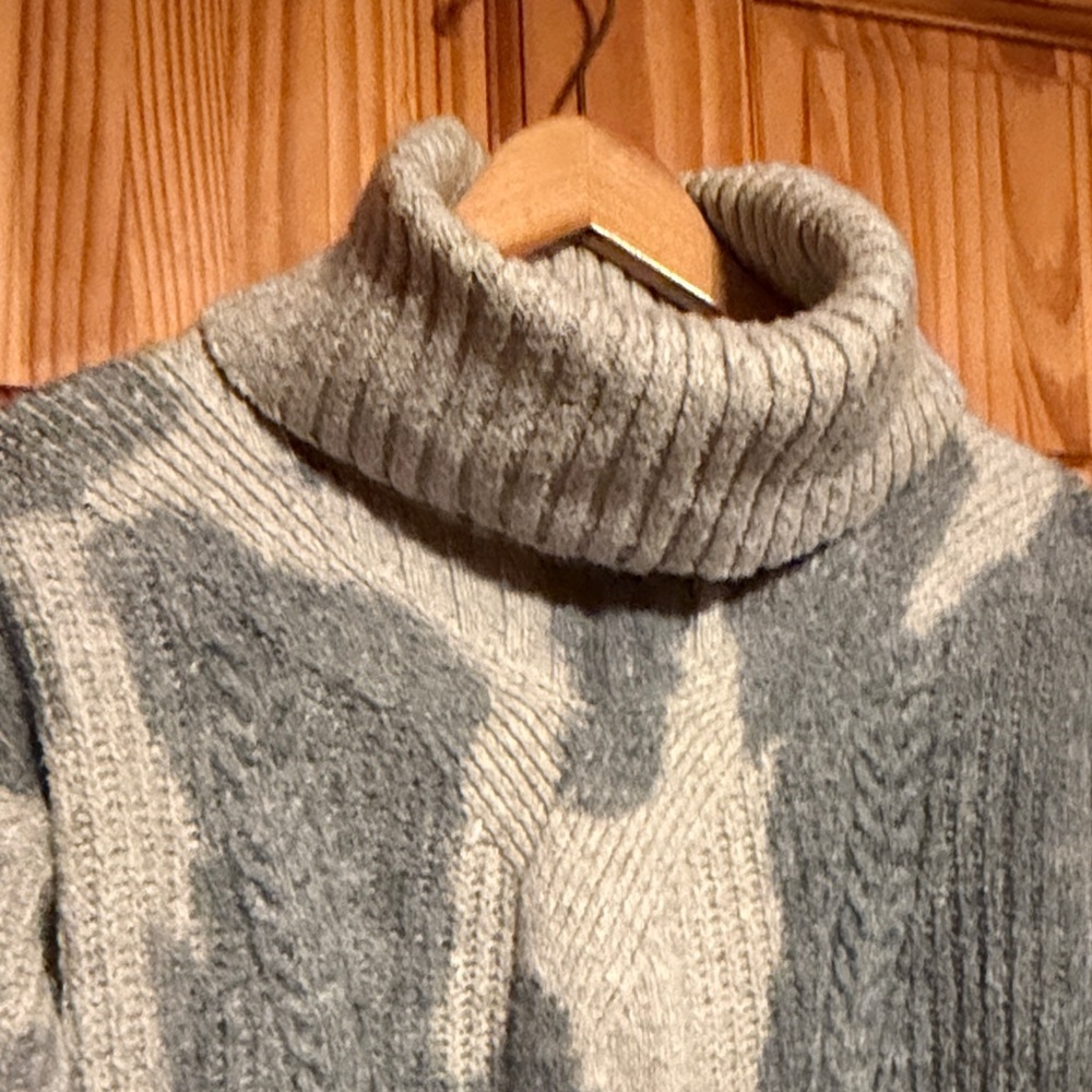 Anthropologie Pilcro Spotted Turtleneck Sweater Size S. - Picture 6 of 10
